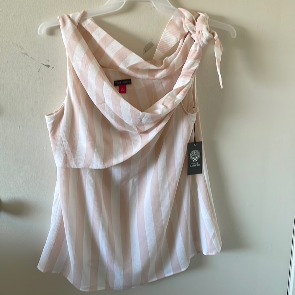 Vince Camuto top size large